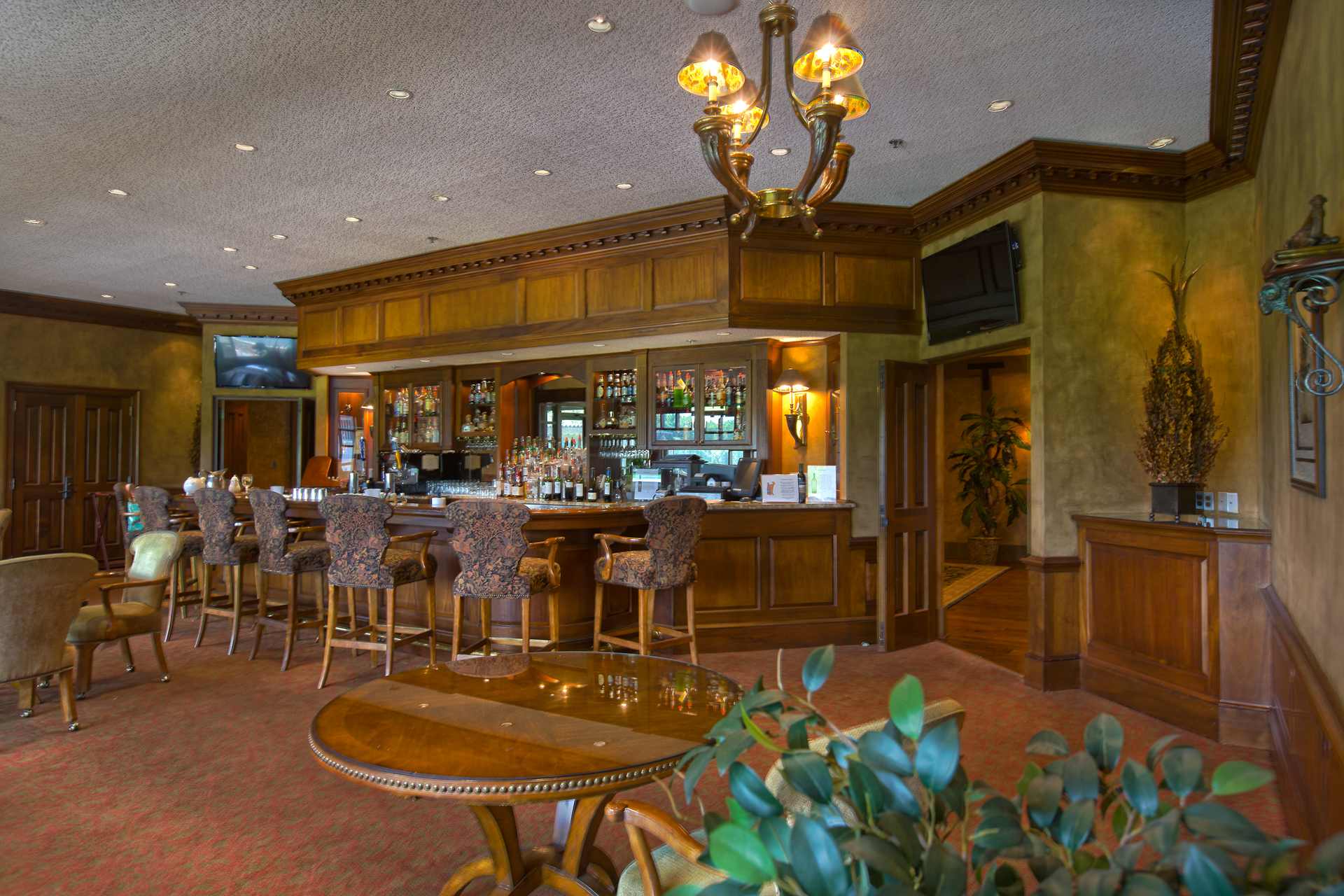 The Water's Edge Smith Mountain Lake's premier golf community