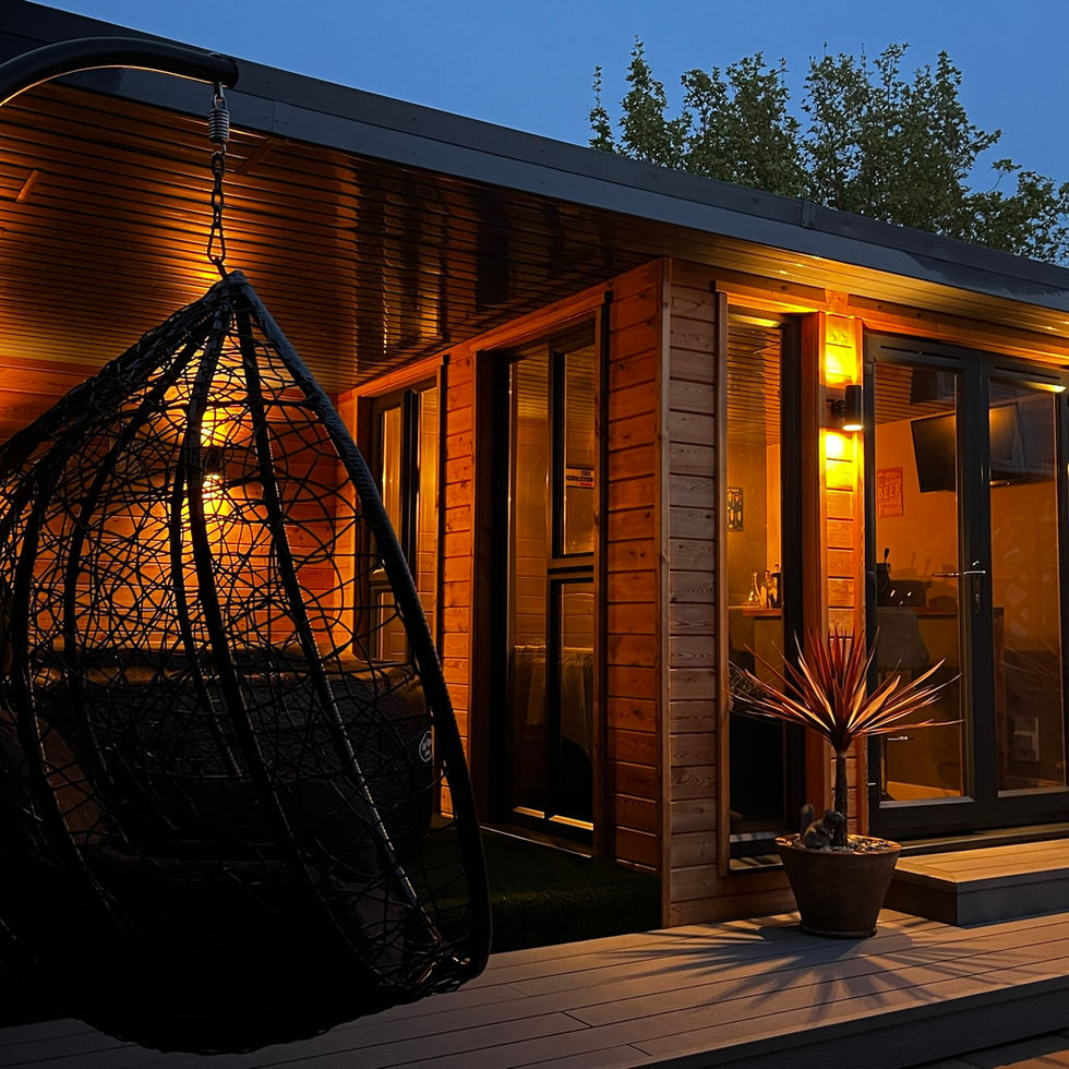 3.5m x 3.5m Bar with Hot Tub Canopy