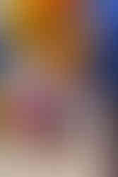 Crianças brincando com animadores em uma festa infantil temática Mundo Bita