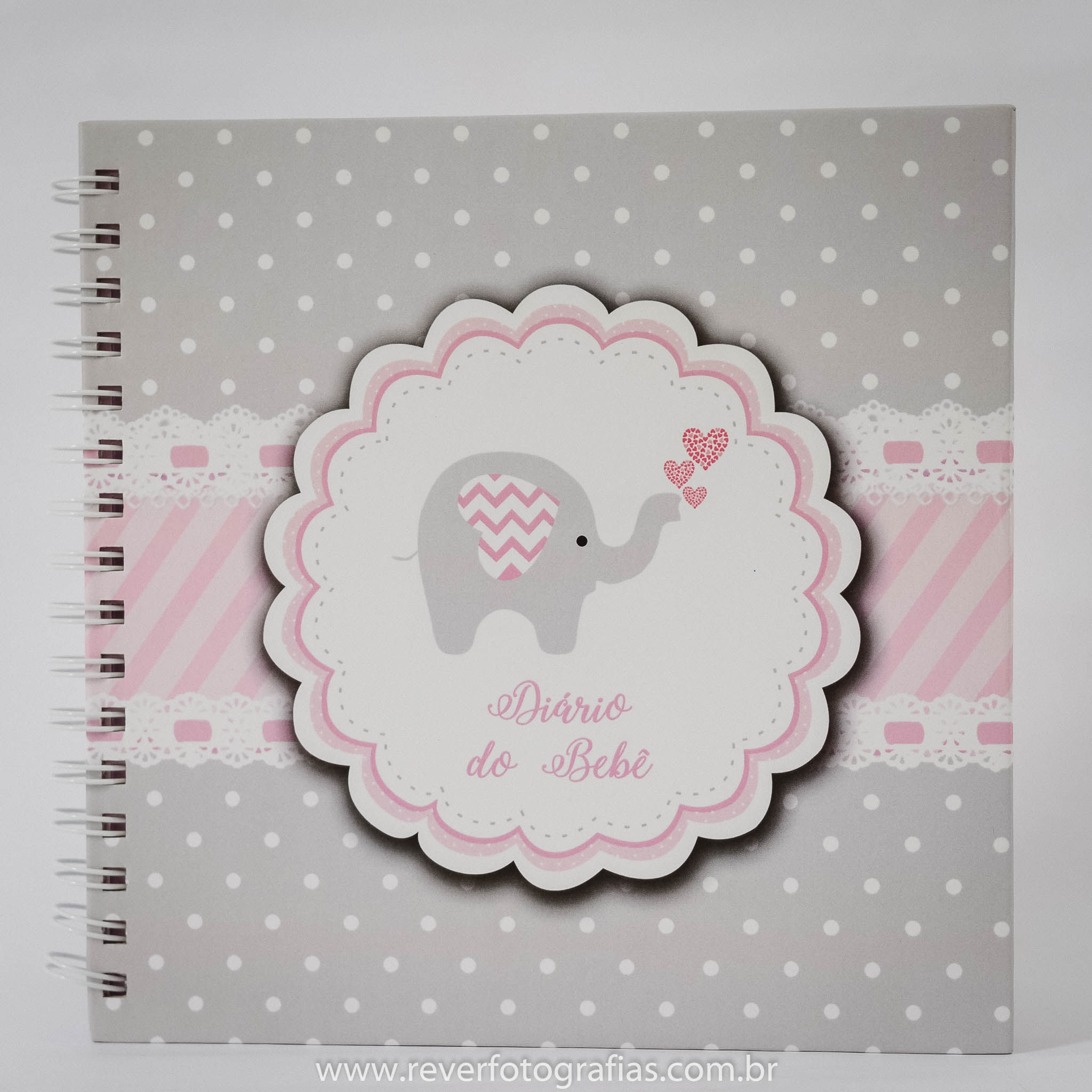 álbum de fotos scrapbook diário do bebê acompanhamento Aracaju para lembrança presente rosa e branco menina