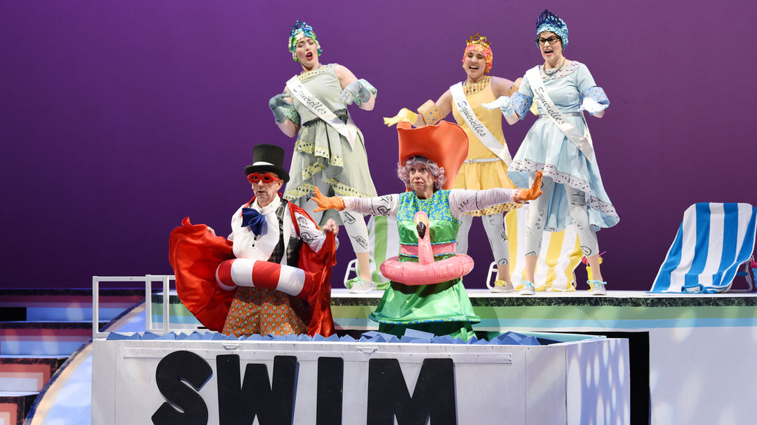 ElephantandPiggie_setdesign_BrunellaProvvidente