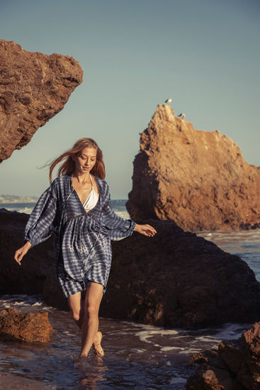 DX6A6422BWEB copy.jpg