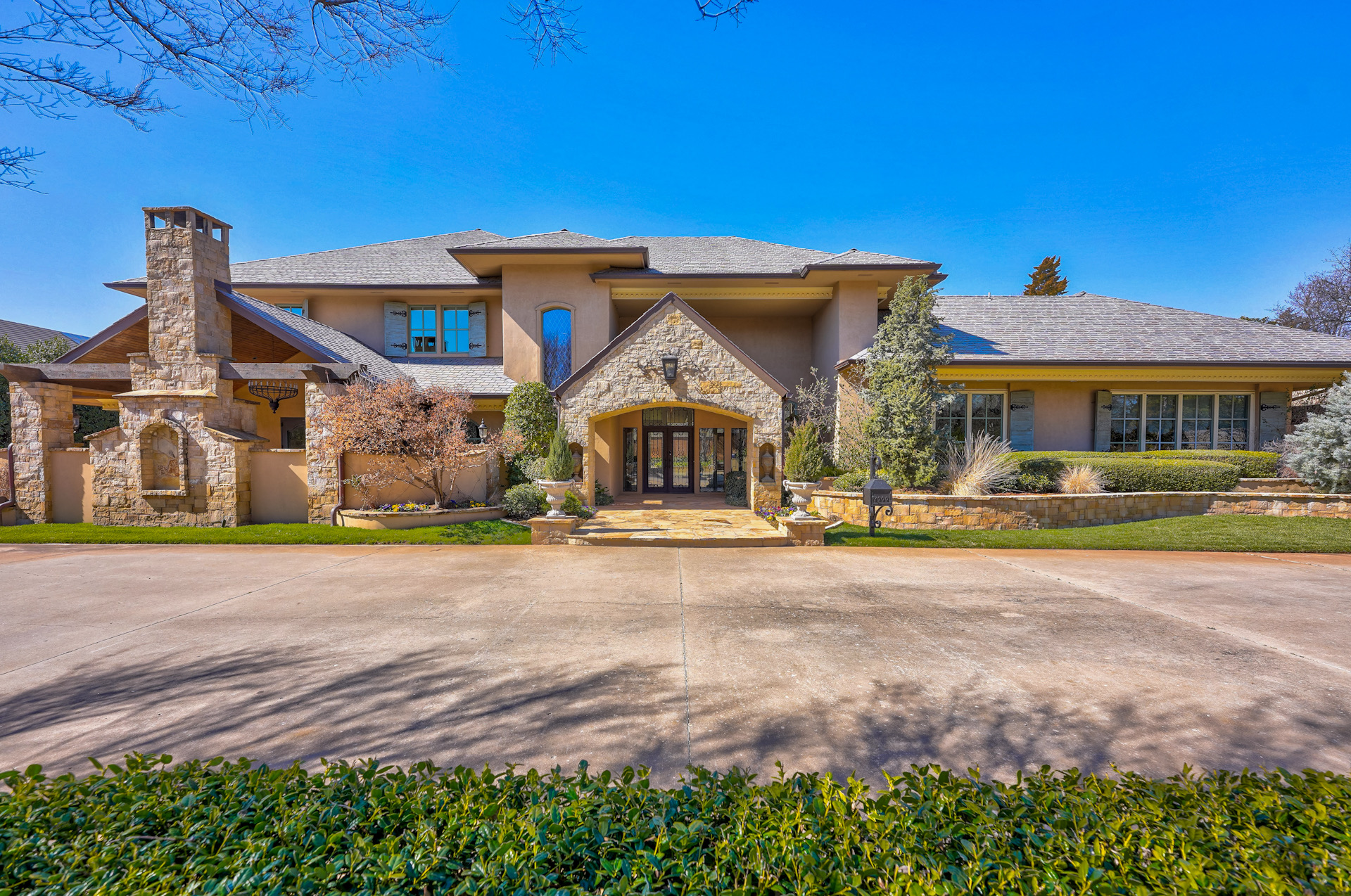 7000 Nichols Rd Nichols Hills Kermit Brown