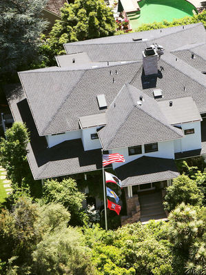 Billionaire Zuckerberg is Updating his Privacy Settings with a $30 Million Real Estate Purchase