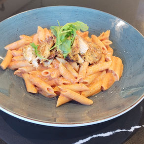  PENNE SAUCE ROSEE AVEC POULET  