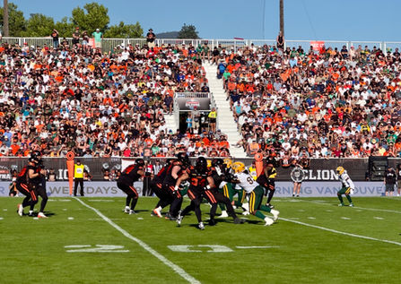 Les Lions décrochent enfin leur première victoire de la saison face aux Elks invaincus