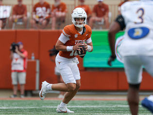 TEXAS RÉPOND PRÉSENT : ARCH MANNING ET LES LONGHORNS DOMINENT SAN JOSÉ STATE 38–7
