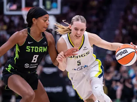 RETOUR DE TRÊVE BRUTAL POUR LE STORM, BALAYÉ 87 À 63 DOMICILE PAR UNE ÉQUIPE DE DALLAS TRANSFIGURÉE