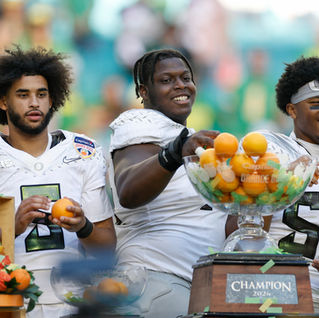 Dante Moore & Co. : quand la fidélité rime encore avec le college football en 2026