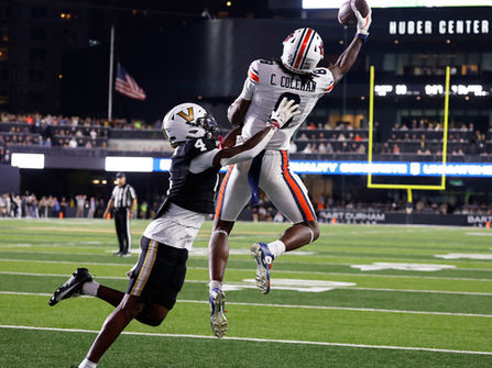 LE TRANSFER PORTAL DU COLLEGE FOOTBALL, MIROIR D’UN MARCHÉ DEVENU INCONTRÔLABLE