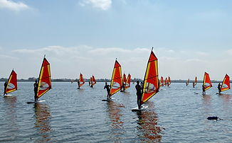 Surfkurs am Surf- und Catcamp Veluwemeer