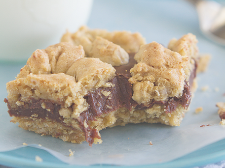 Oatmeal Fudge Bars