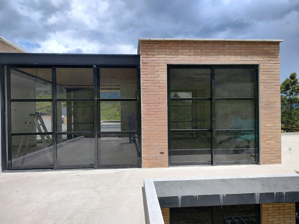 Miniatura: FACHADAS EN VIDRIO