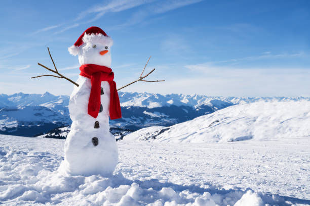 Bonhomme des neiges dans les Alpes suisses