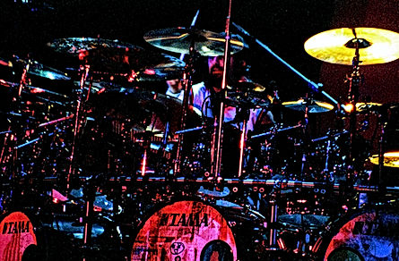 Mike%20Portnoy%20Dream%20Theater%20300dp