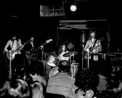 Badfinger Live 01 13X19 300dpi.jpg