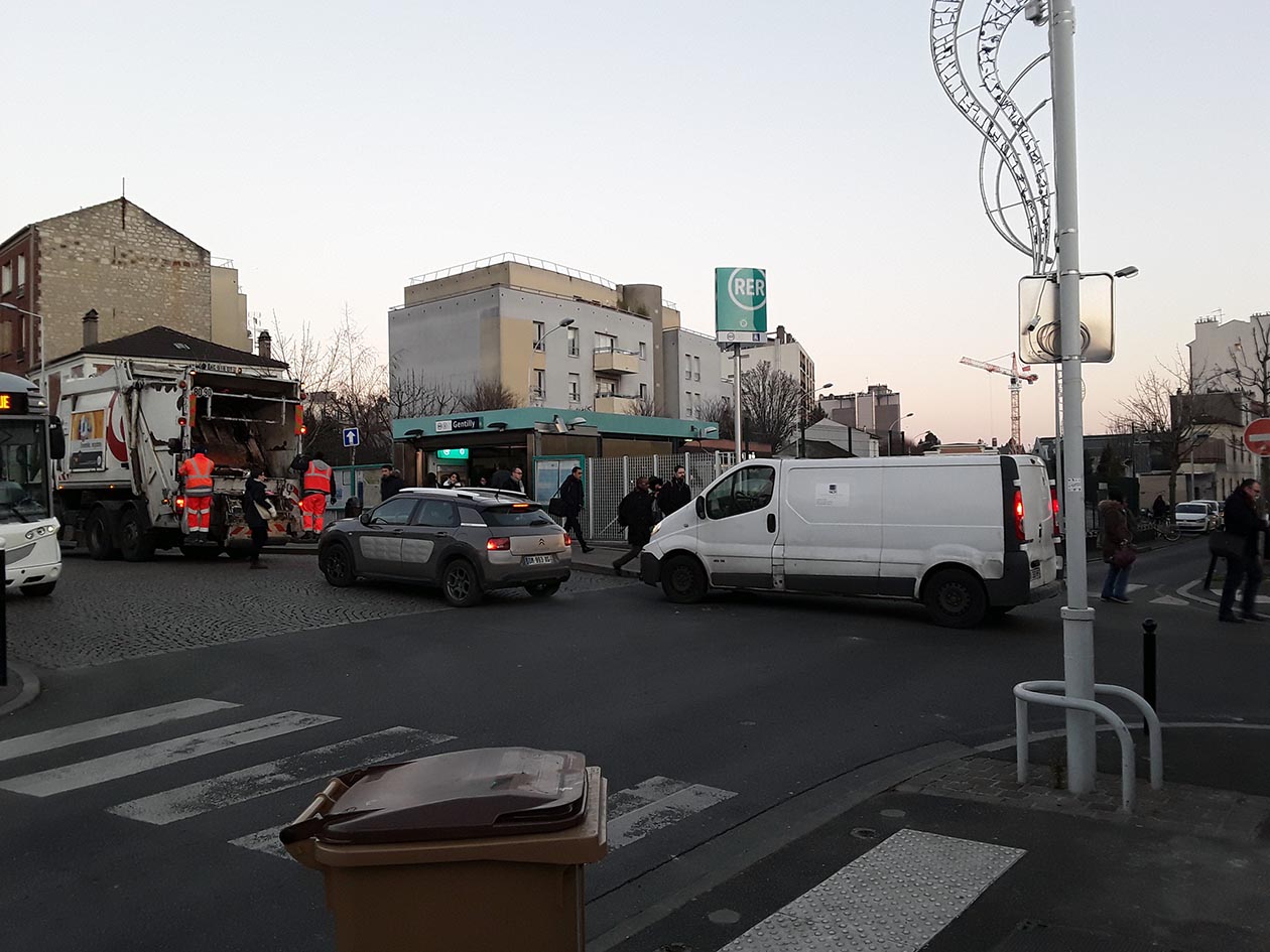 Sortie Sud RER