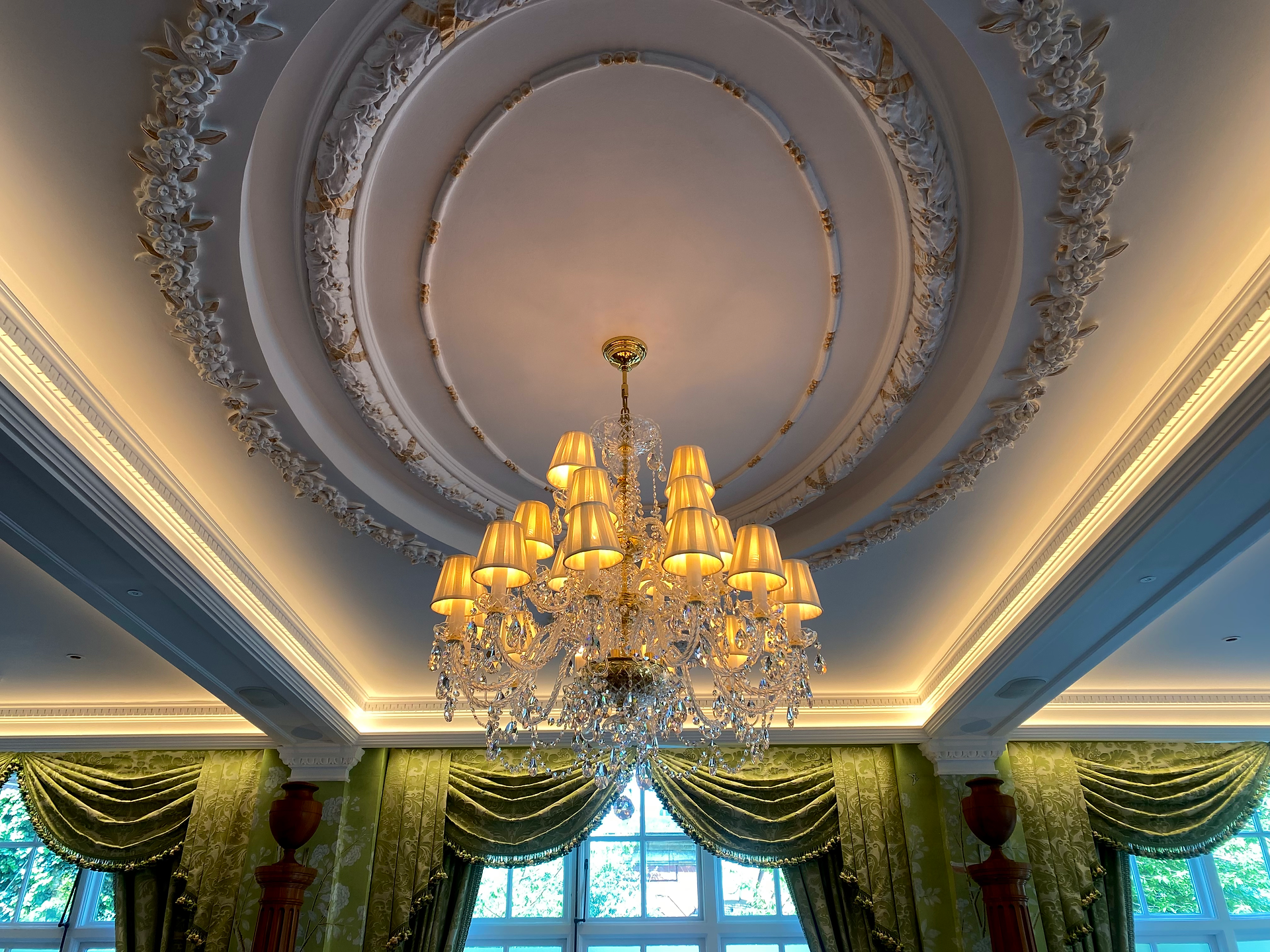 Large grand crystal chandeliers, perfect for diverse settings such as large rooms, stairwells, hallways, gallery landings, and more.