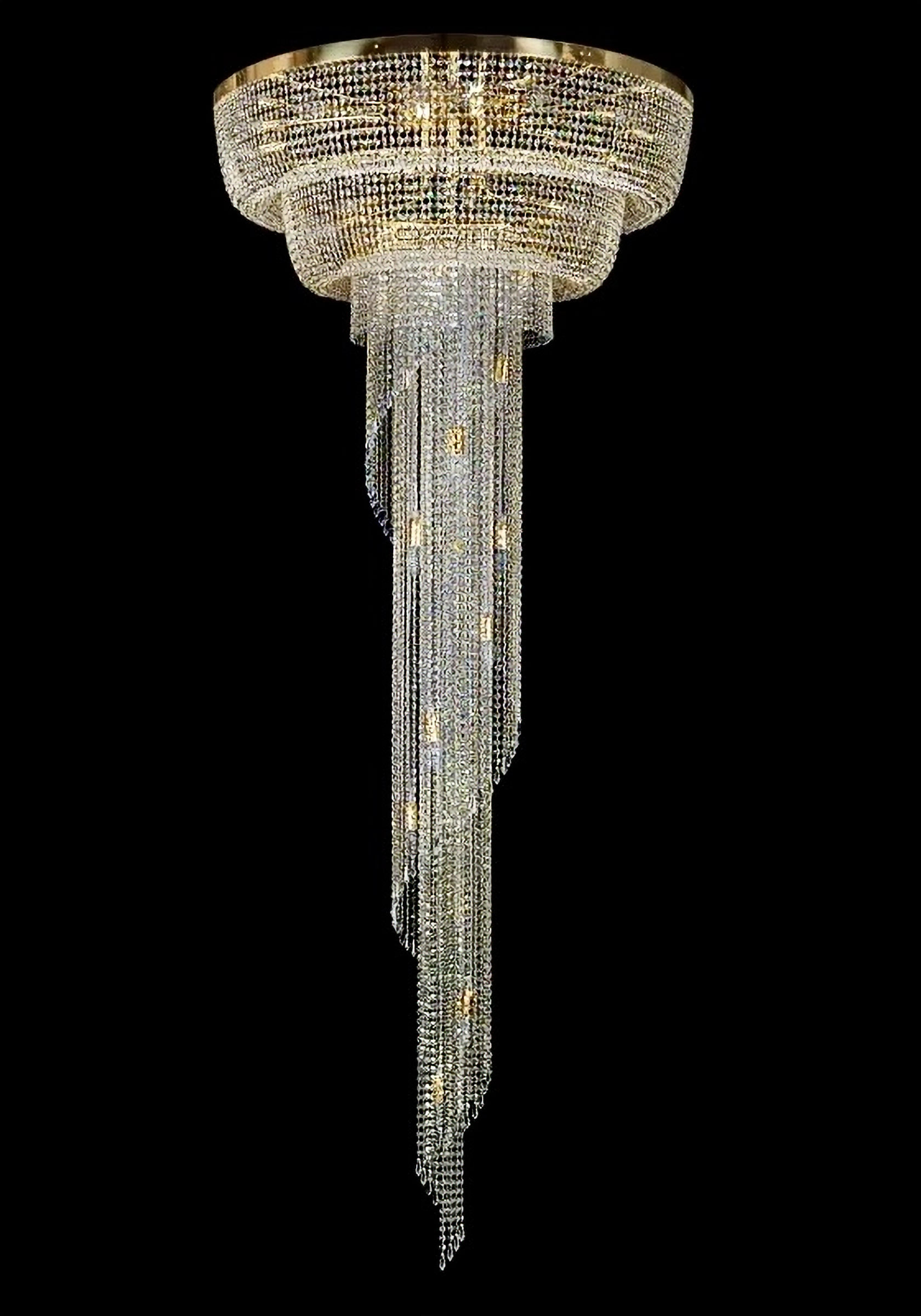 Spiral Column: Adorned with cascades of 30% PbO Bohemian crystal chains, this chandelier delivers a breathtaking display.