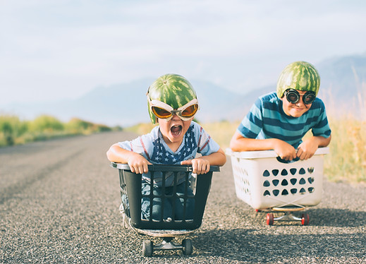 Young Boys Racing uso de sandía Cascos
