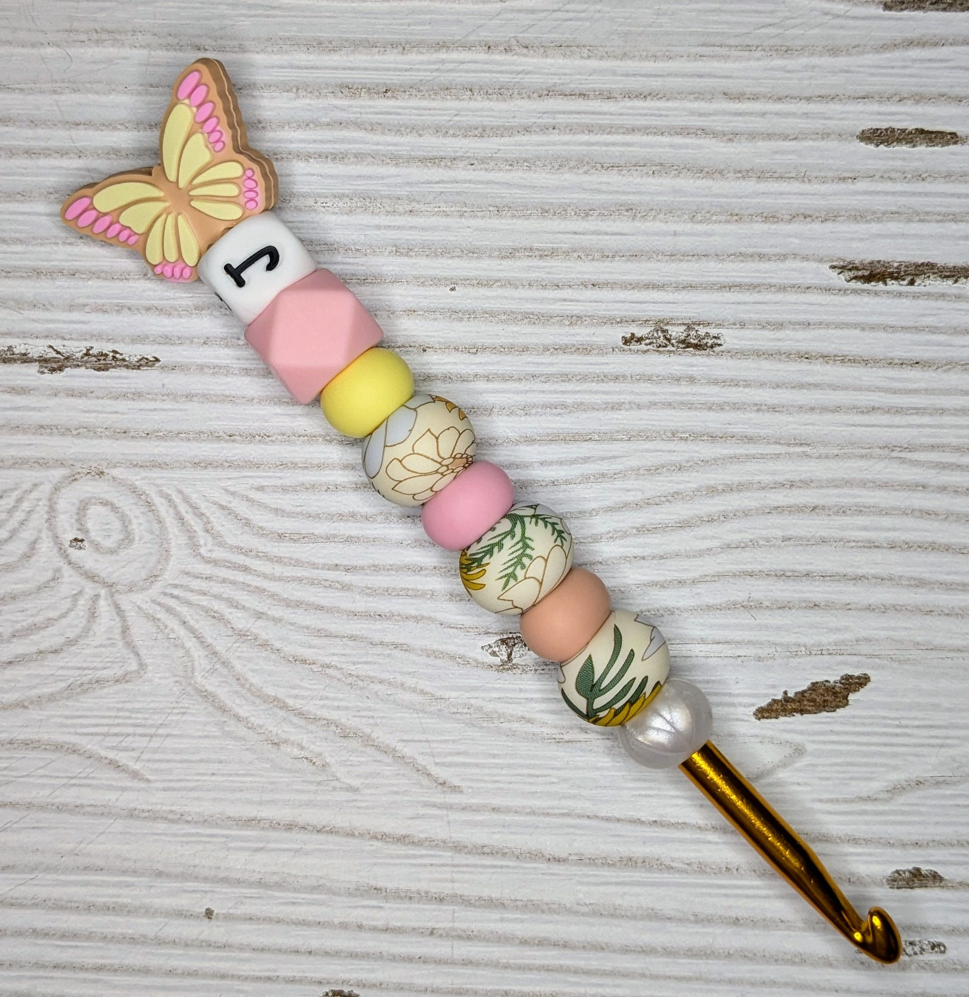 Pink Butterfly Crochet Hook 6mm (J)