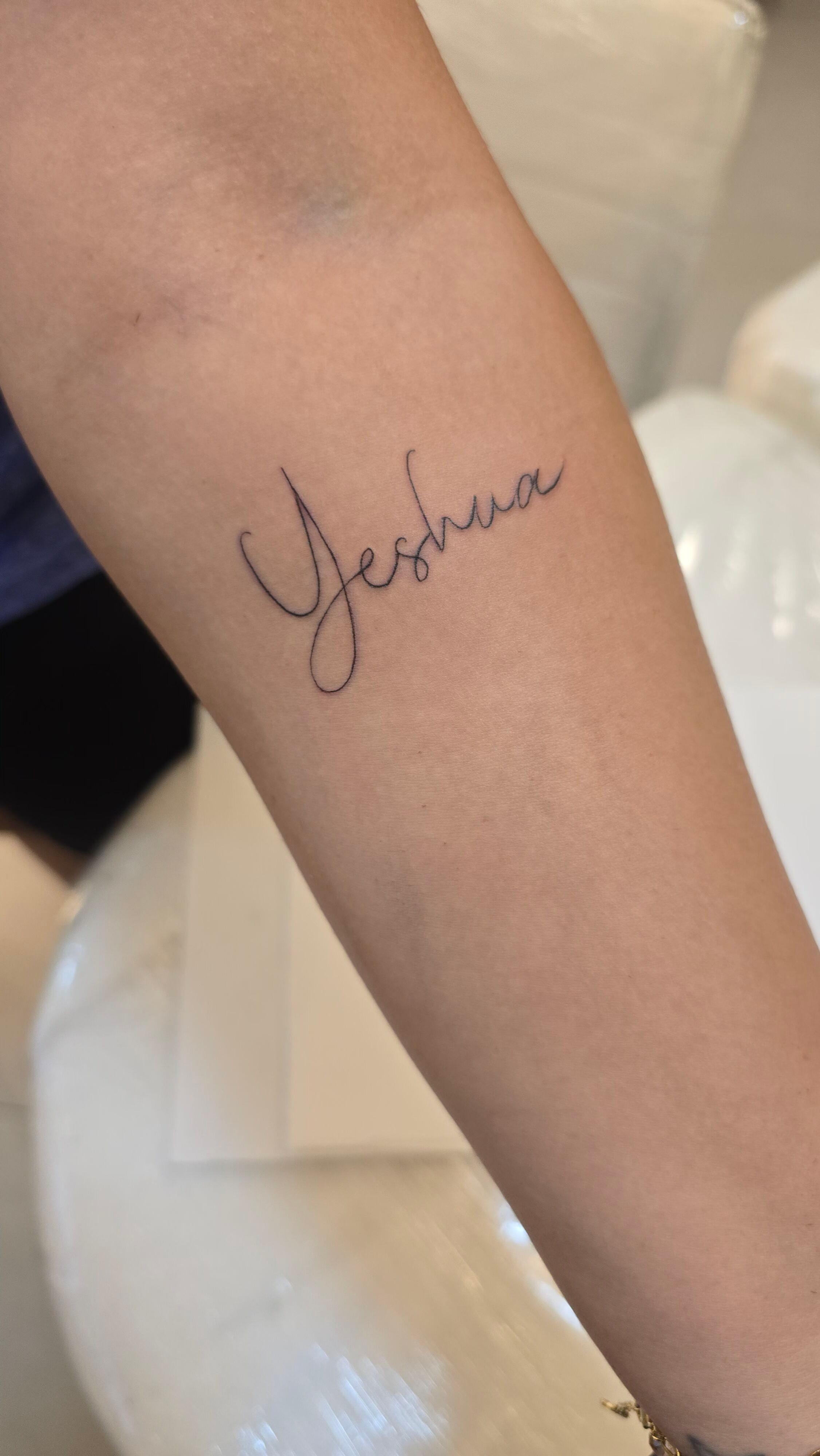 Tatuagem caligráfica fine line 26 - portfólio Ks Kastro