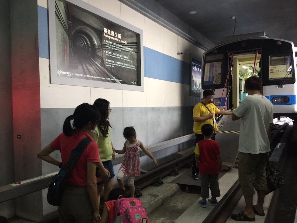 Learning about Tunnel Emergencies at MRT Evacuation Exhibition Center