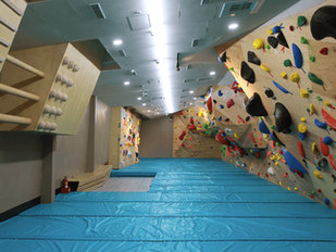 T-Up Climbing Gym