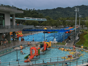 Kid-Friendly Swimming Pools in Neihu District