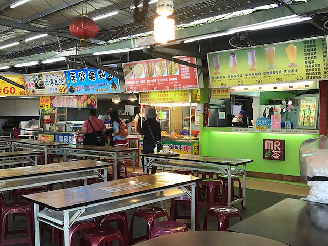 Food court near Maokong Station