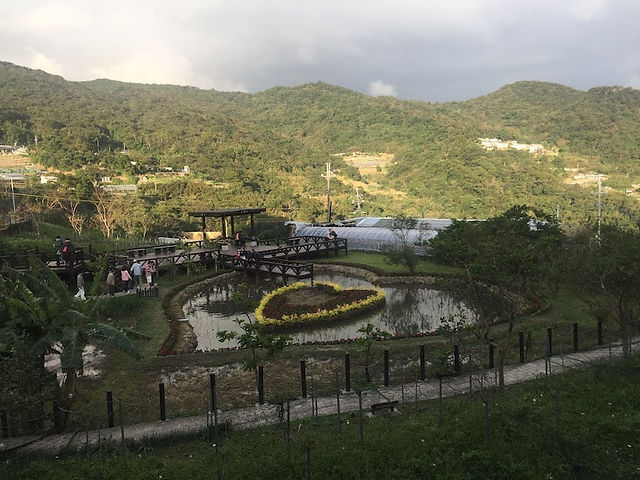 Lover's Lake at Baishihu