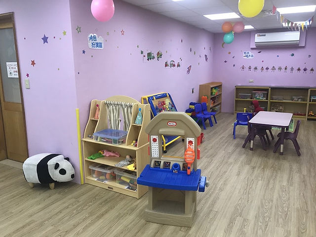 Puppet Theater, Work Bench, andToys at Daan Little-Old Community Center