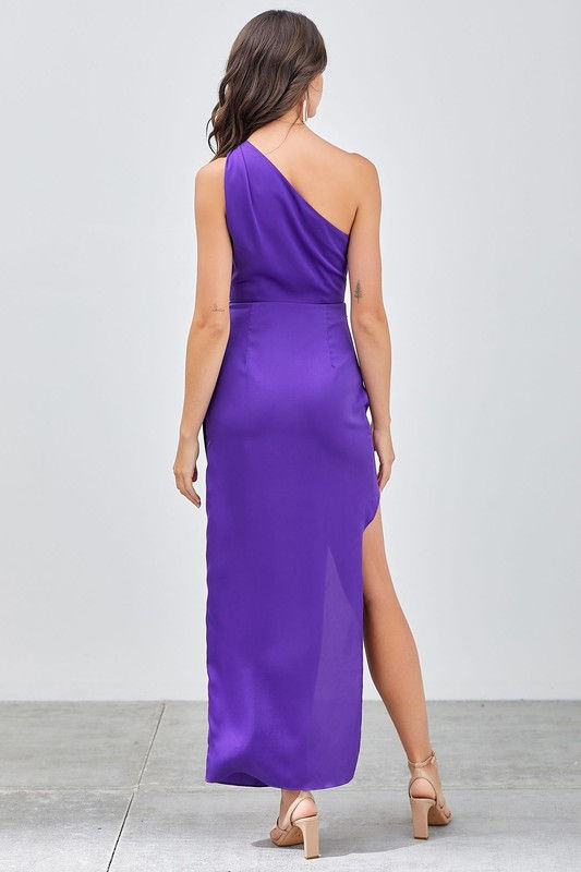 Miniatura: VESTIDO MORADO