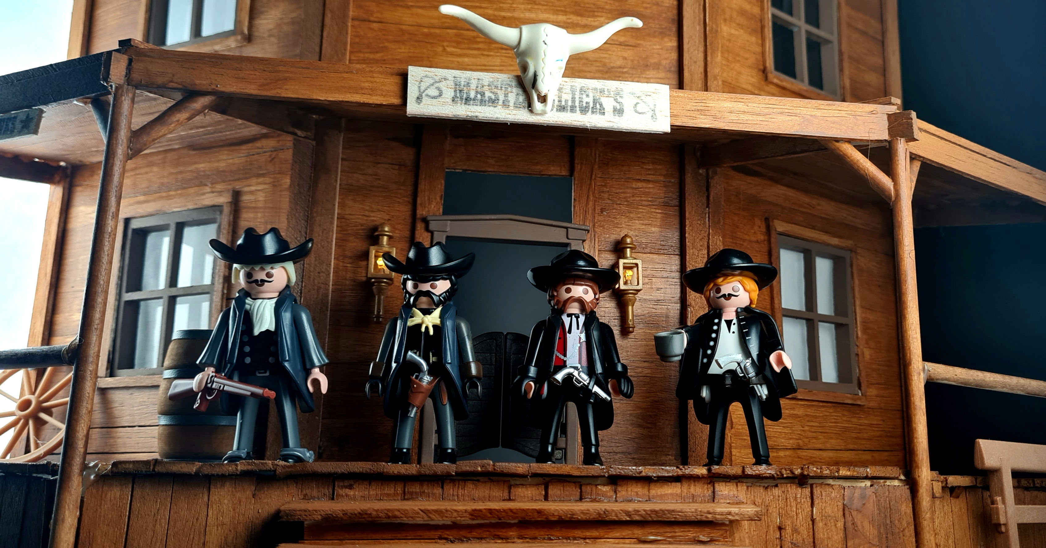 #62 Set Wyatt Earp, con sus hermanos y John 'Doc'