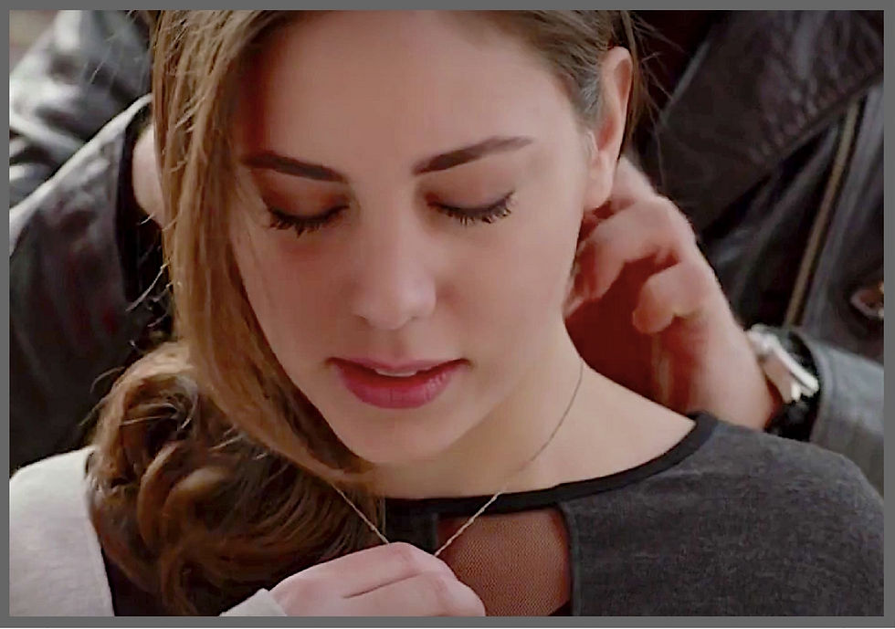Kuzey finds Cemre's compass necklace