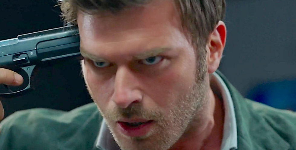 Carpisma starring Kivanc tatlitug English