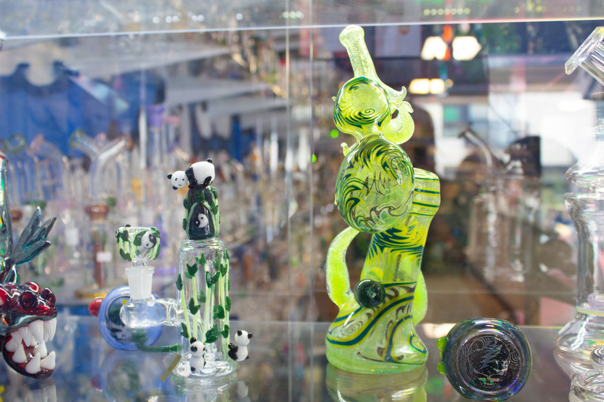 Happy Clouds Smoke Shop
