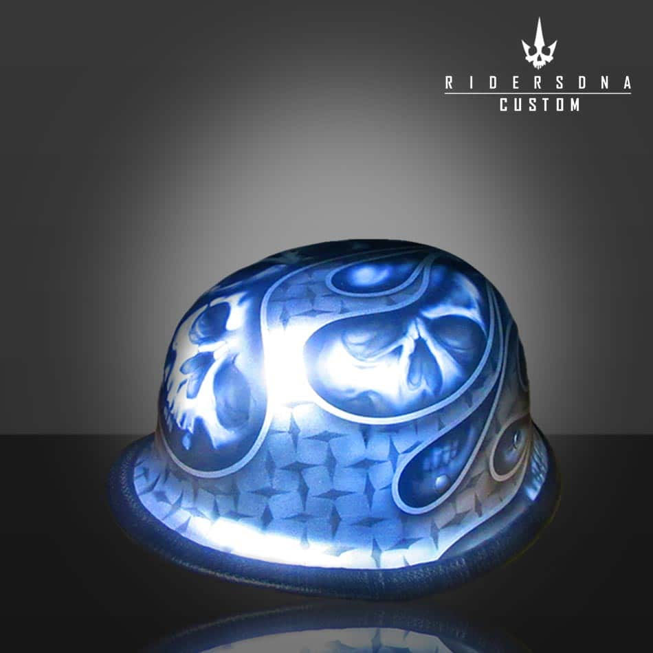 サムネイル： BLUE SILVER WHITE GHOST SKULLS FIRE GERMAN HALF CAP HAND PAINTED AIRBRUSH BEANIE