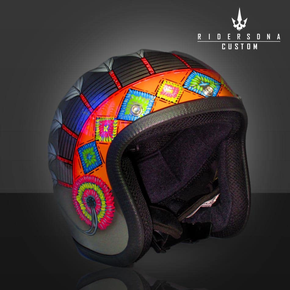 サムネイル： RED INDIAN FEATHER HARLEY OPEN FACE AIRBRUSH JET RIDERS DNA HAND PAINT HELMET