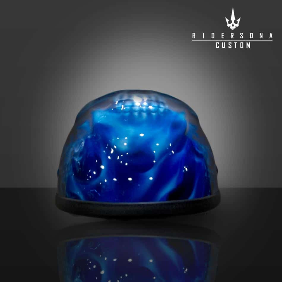 サムネイル： 3D SKULL AND FLAMES (BLUE) HELMET