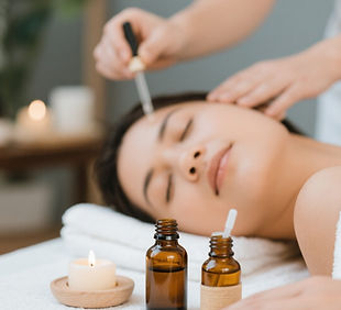 dreamina-2025-09-18-3392-Aromatherapy massage_edited.jpg