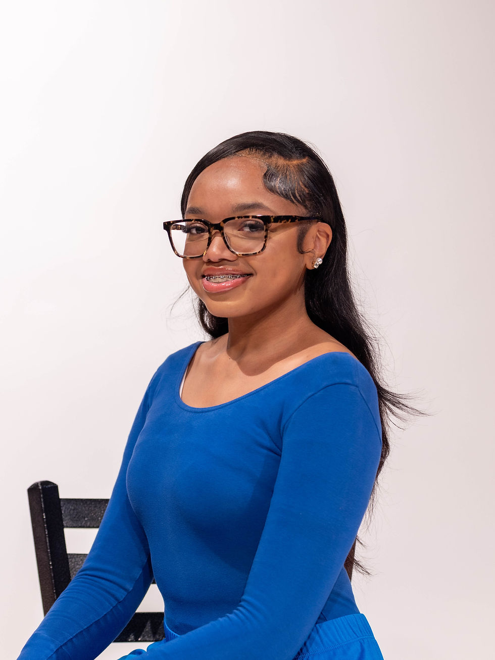 Headshot -2-2253.jpg