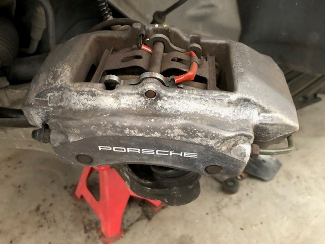 Porsche brembo Calliper.