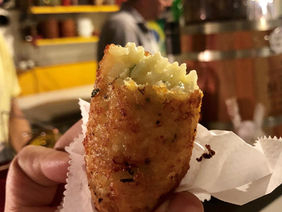 UM BAITA DE UM BOLINHO!