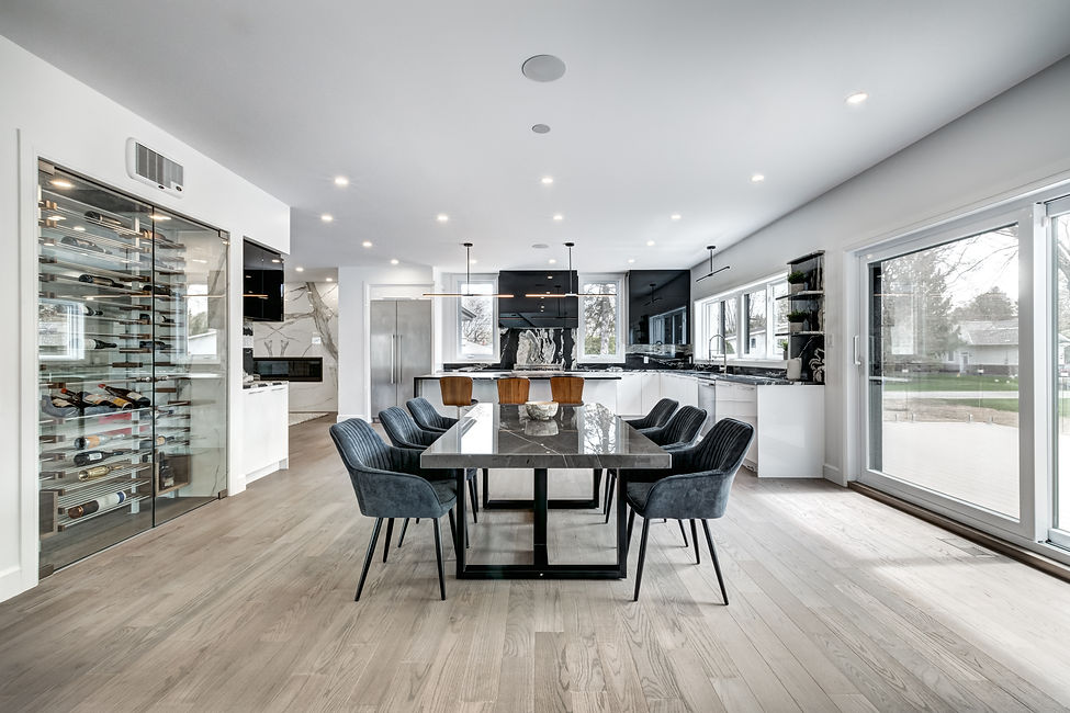 Xcntric Estate Sales Luxury Home Estate Sales