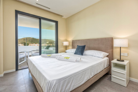 Vivi-Homes-luxury-rentals-Costa del Sol (12).jpeg