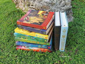 READ & REVIEWED: The Sisters Grimm series by Michael Buckley