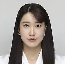 Minjung Kyung_photo_edited.jpg