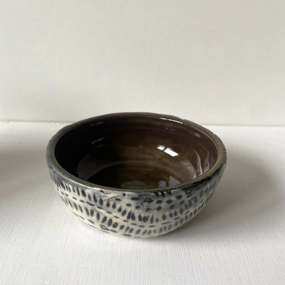Thumbnail: Sgraffito snack bowls