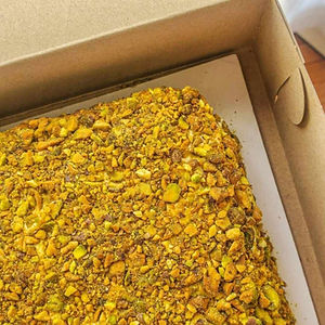 Pistachio Sansrival Cake